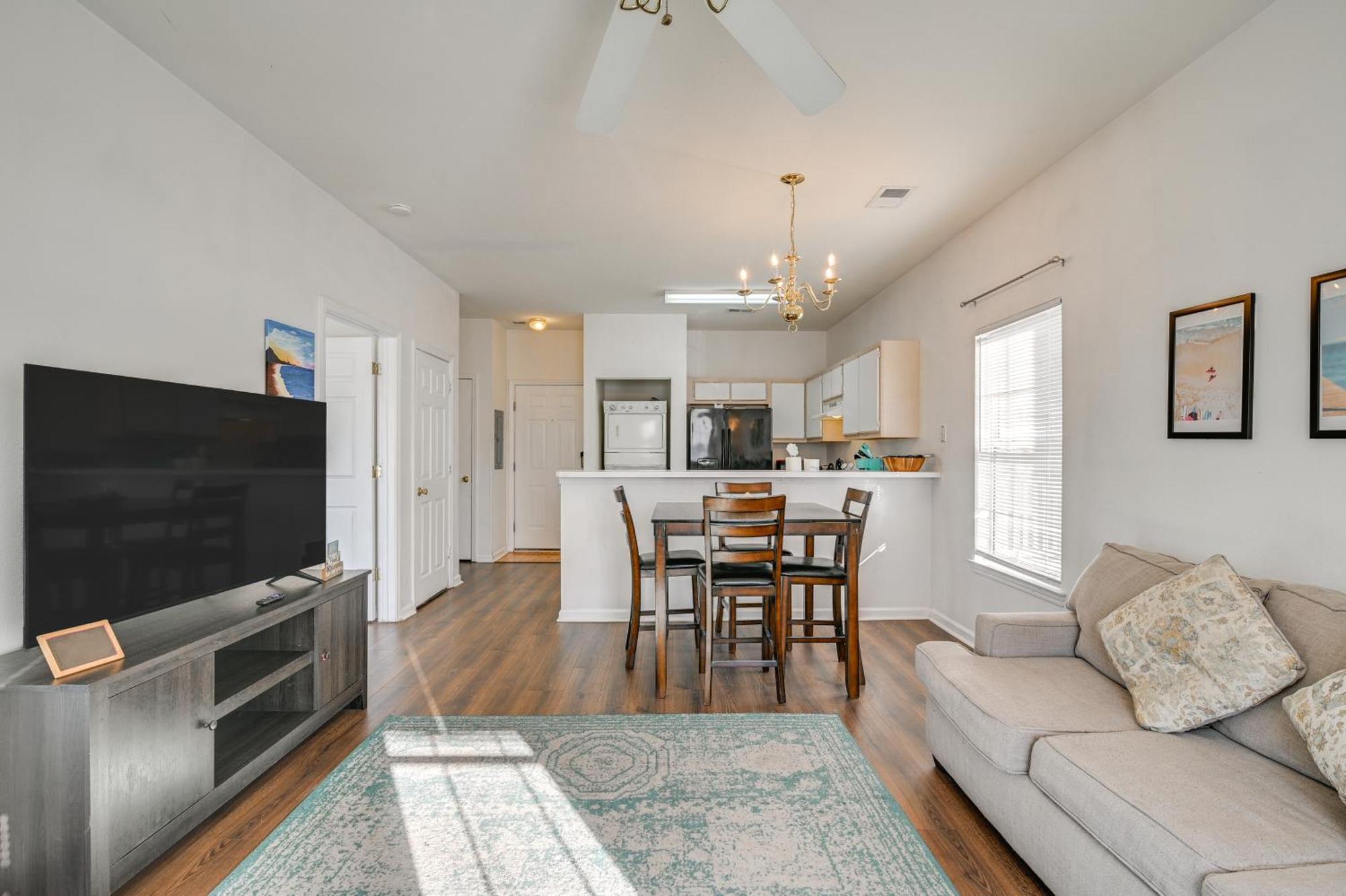 Less Than 1 Mi To Golf With Balcony In Myrtle Beach! Apartment Myrtle Beach