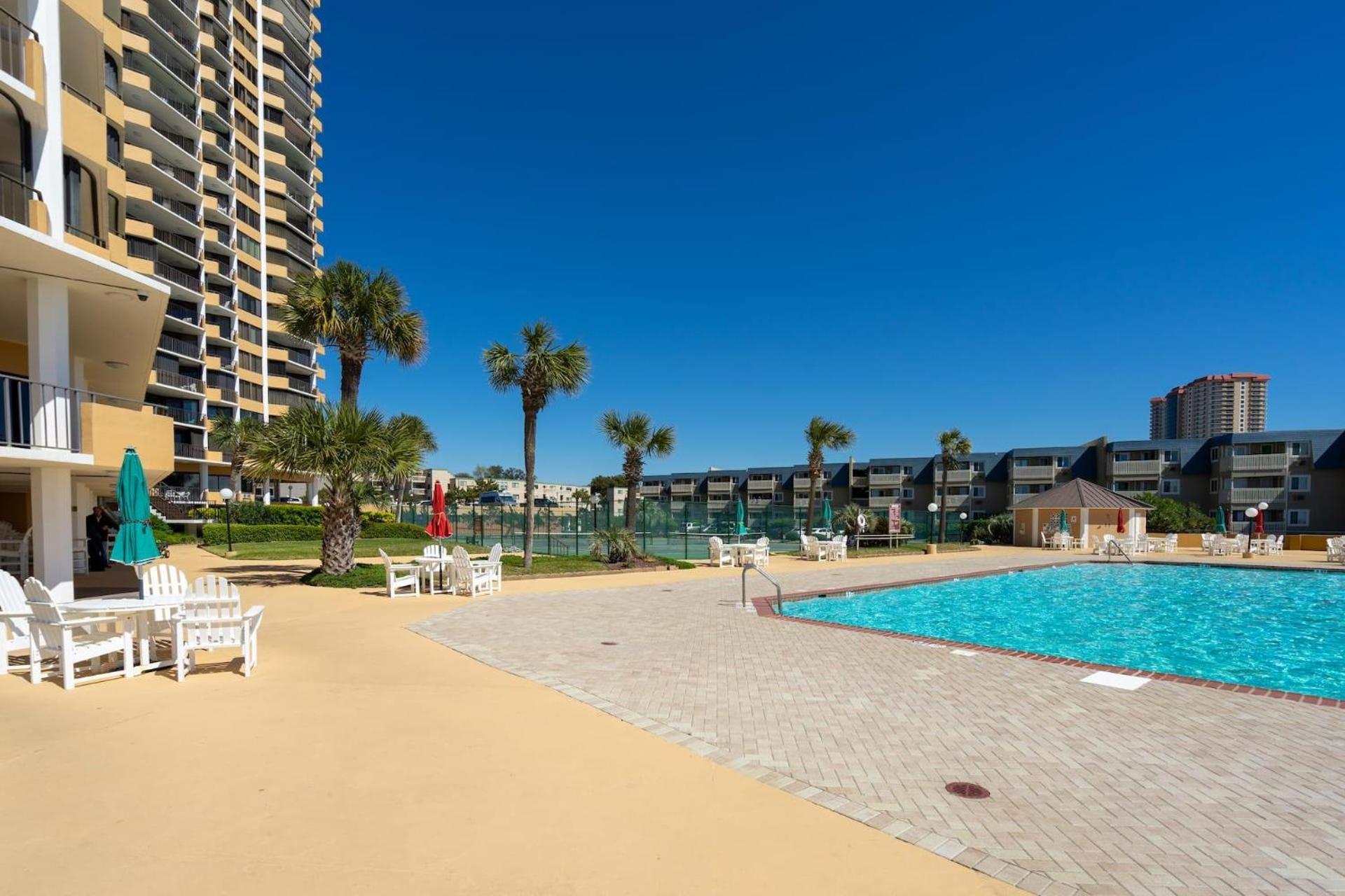 Holiday home Maisons-sur-mer - 2405