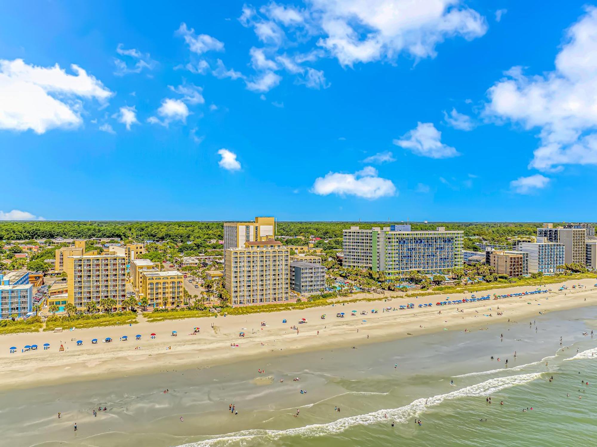 Breath-taking Remodeled Oceanfront Studio! Sea Mist 20307