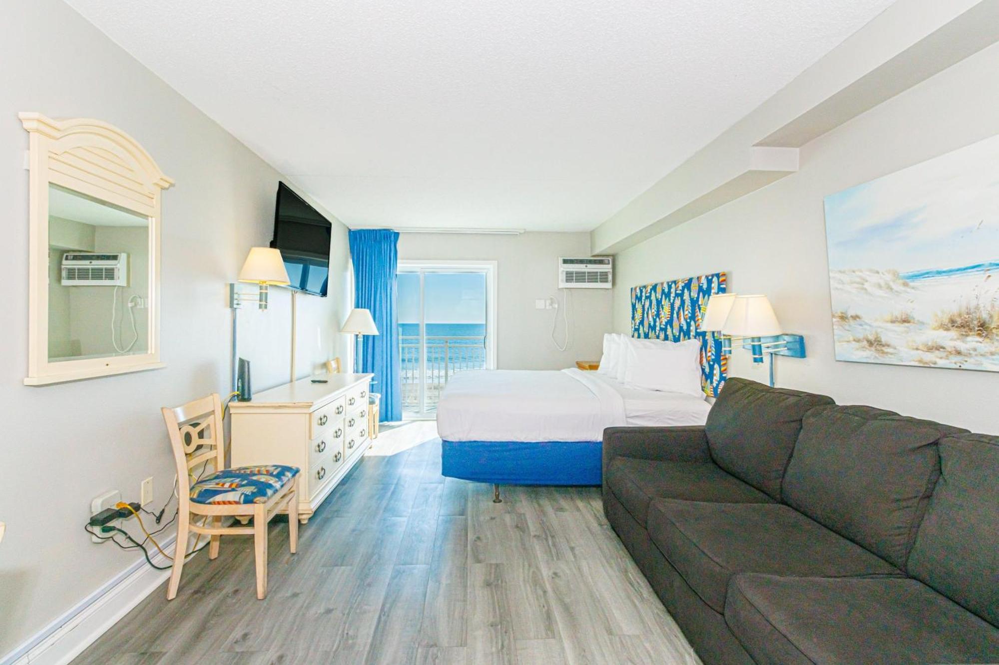 Breath-taking Remodeled Oceanfront Studio! Sea Mist 20307 Holiday home Myrtle Beach