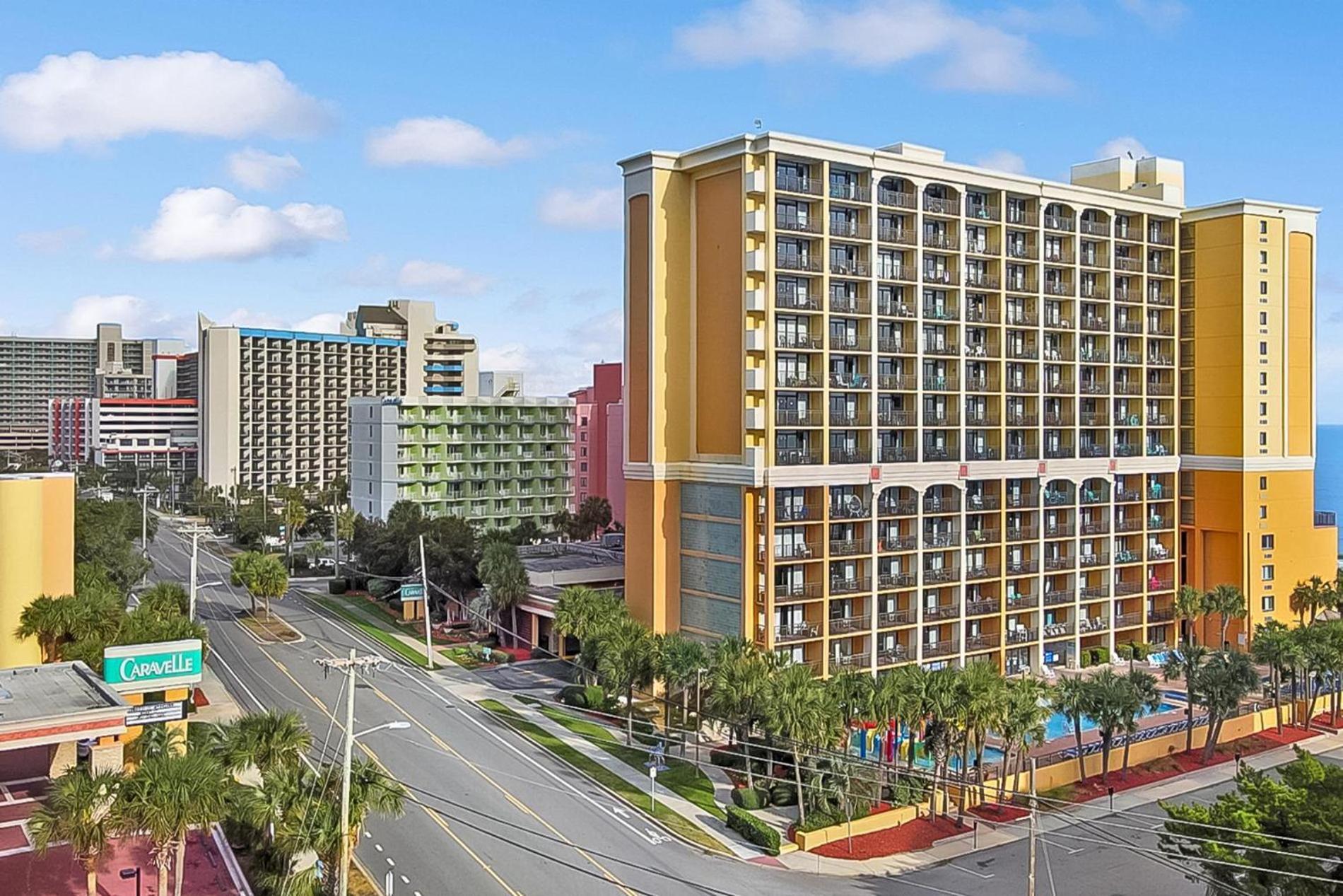 Sand, Sun, And Fun At Caravelle Apartment *