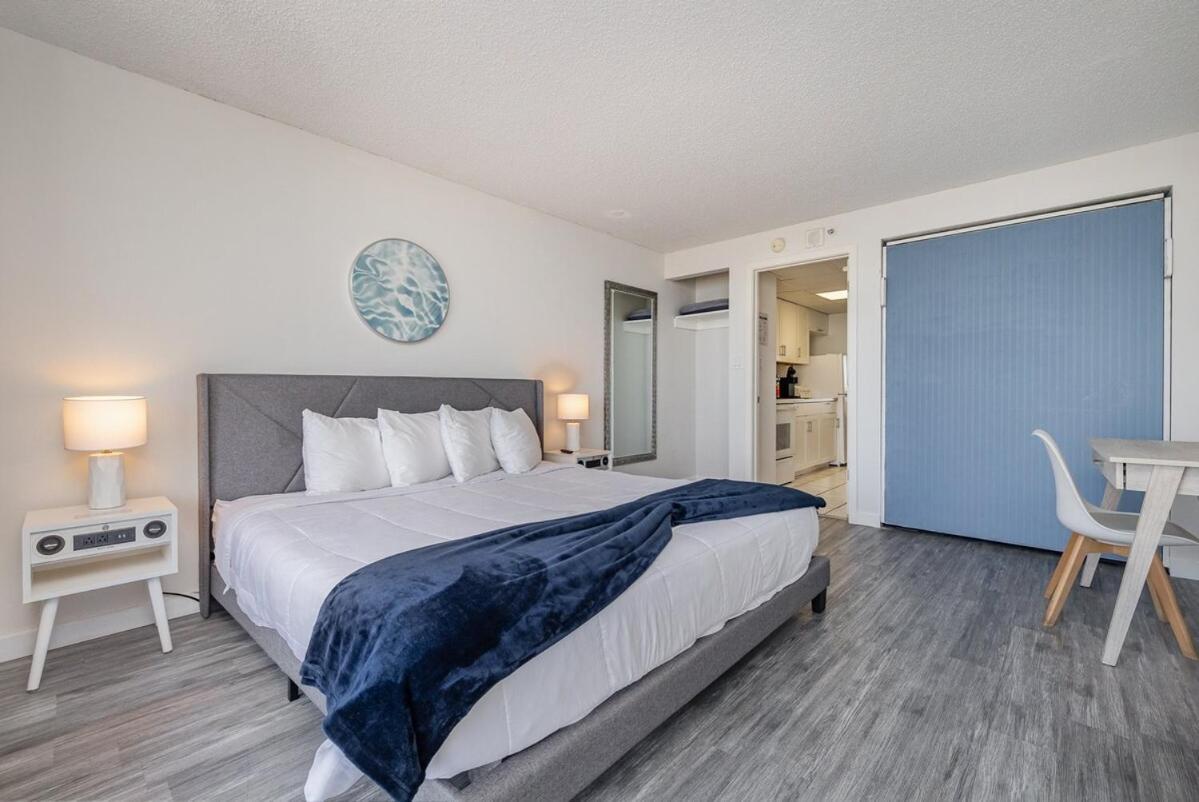 Apartment Beachfront 1br King Bed Smart Tvs 12 Pm Check-in