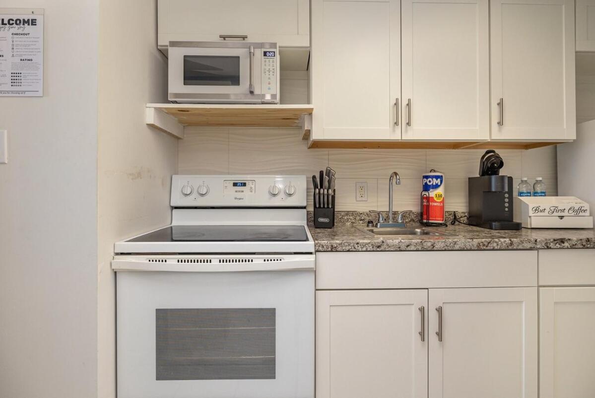 Apartment Beachfront 1br King Bed Smart Tvs 12 Pm Check-in Myrtle Beach