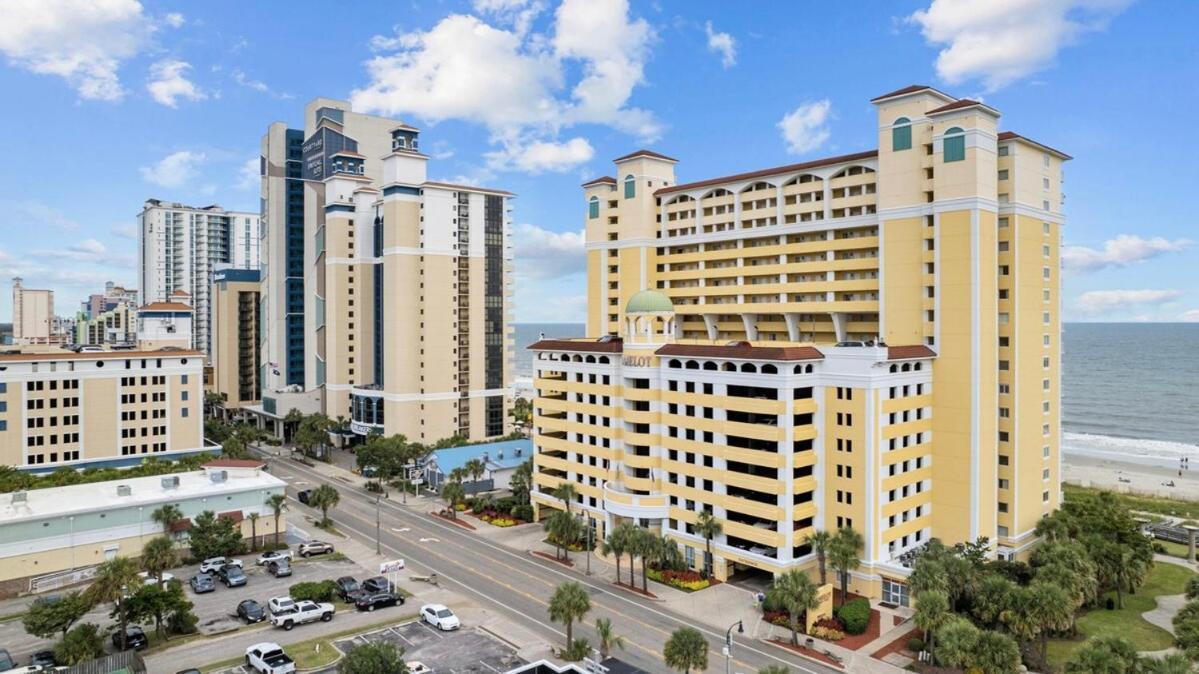 Apartment Downtown Oceanfront, 2br, Walk To Starbucks, 6ppl