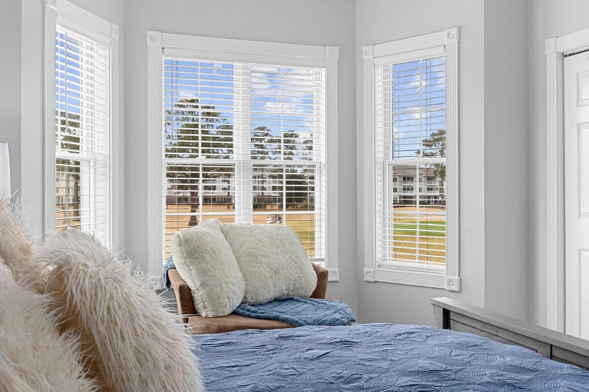 On The At Magnolia Pointe! 3 Bedroom Luxury *