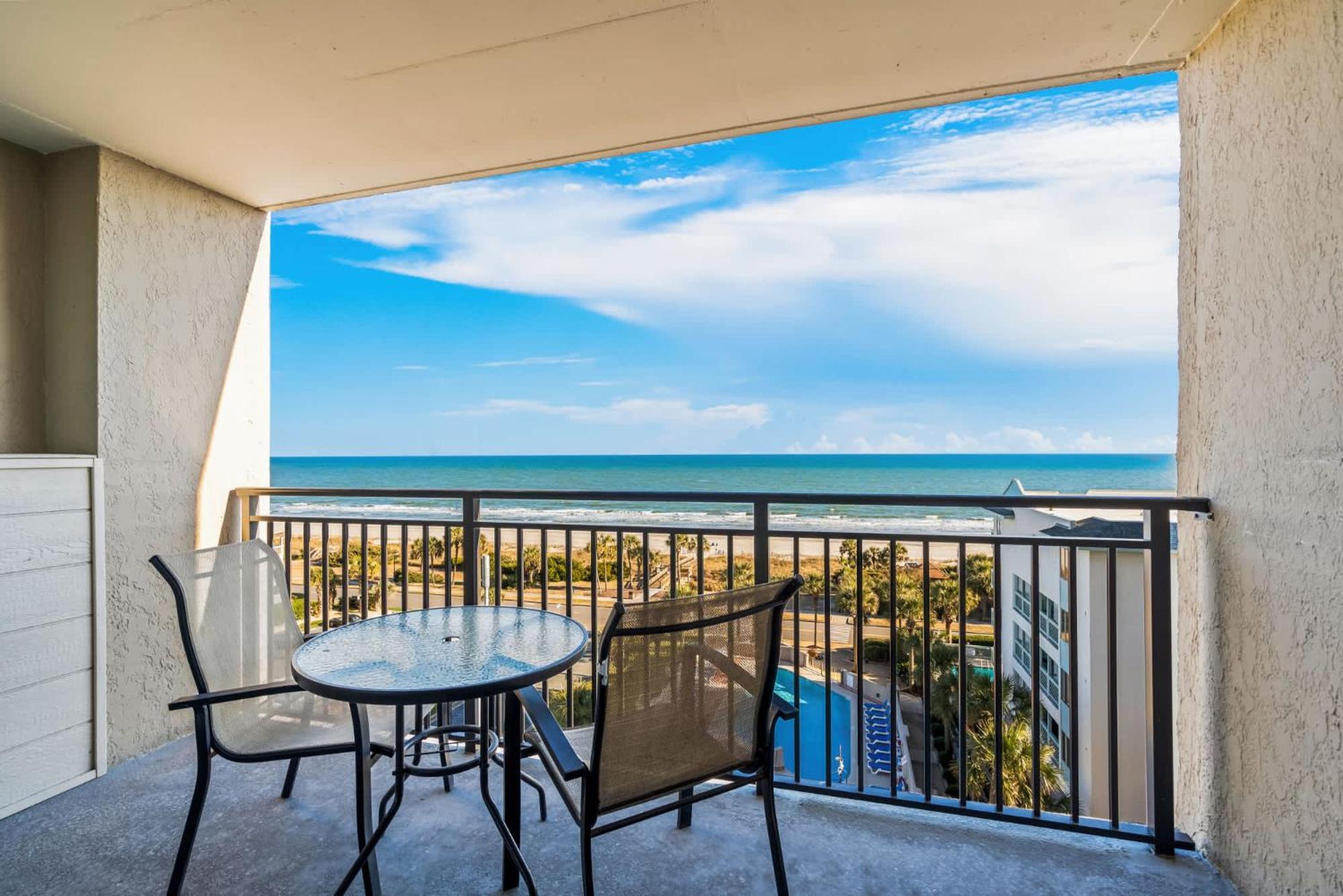 Ocean Forest Plaza 708 - Oceanfront Holiday home *