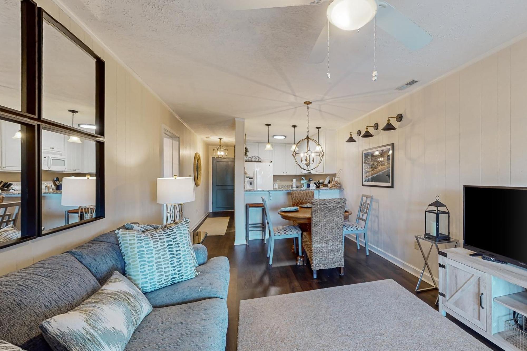 Mariner's Cove D-338