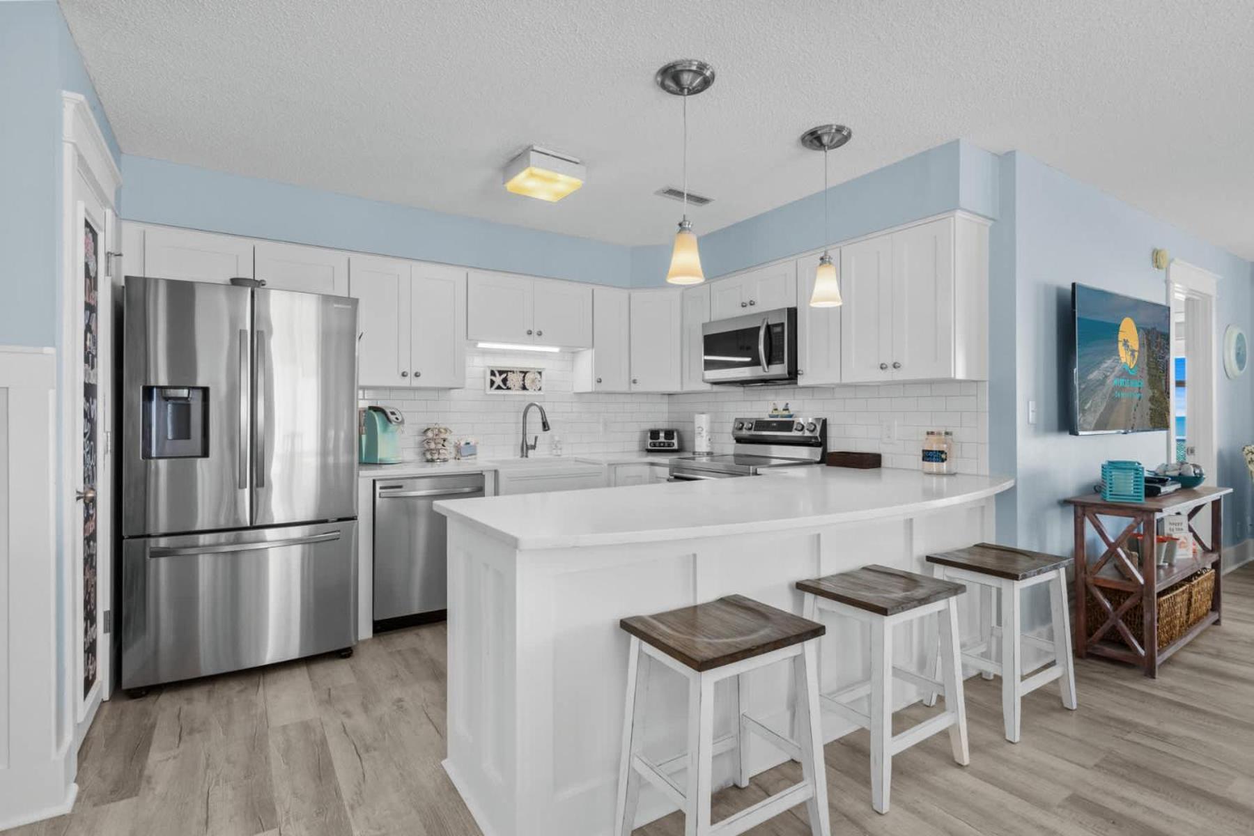 Surf B3 - Oceanfront Holiday home *