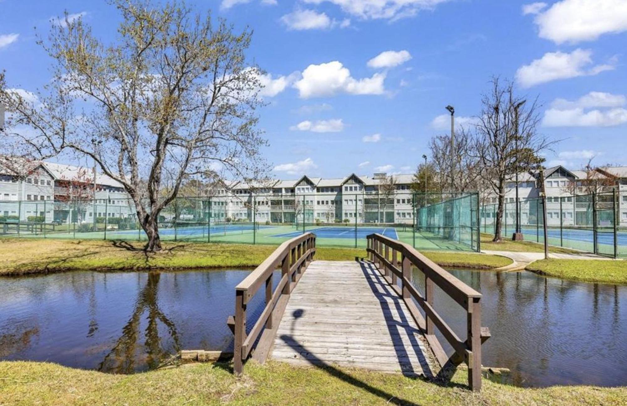 Beachy First-floor -1 Bed 1 Bath - Myrtle 4102 Myrtle Beach