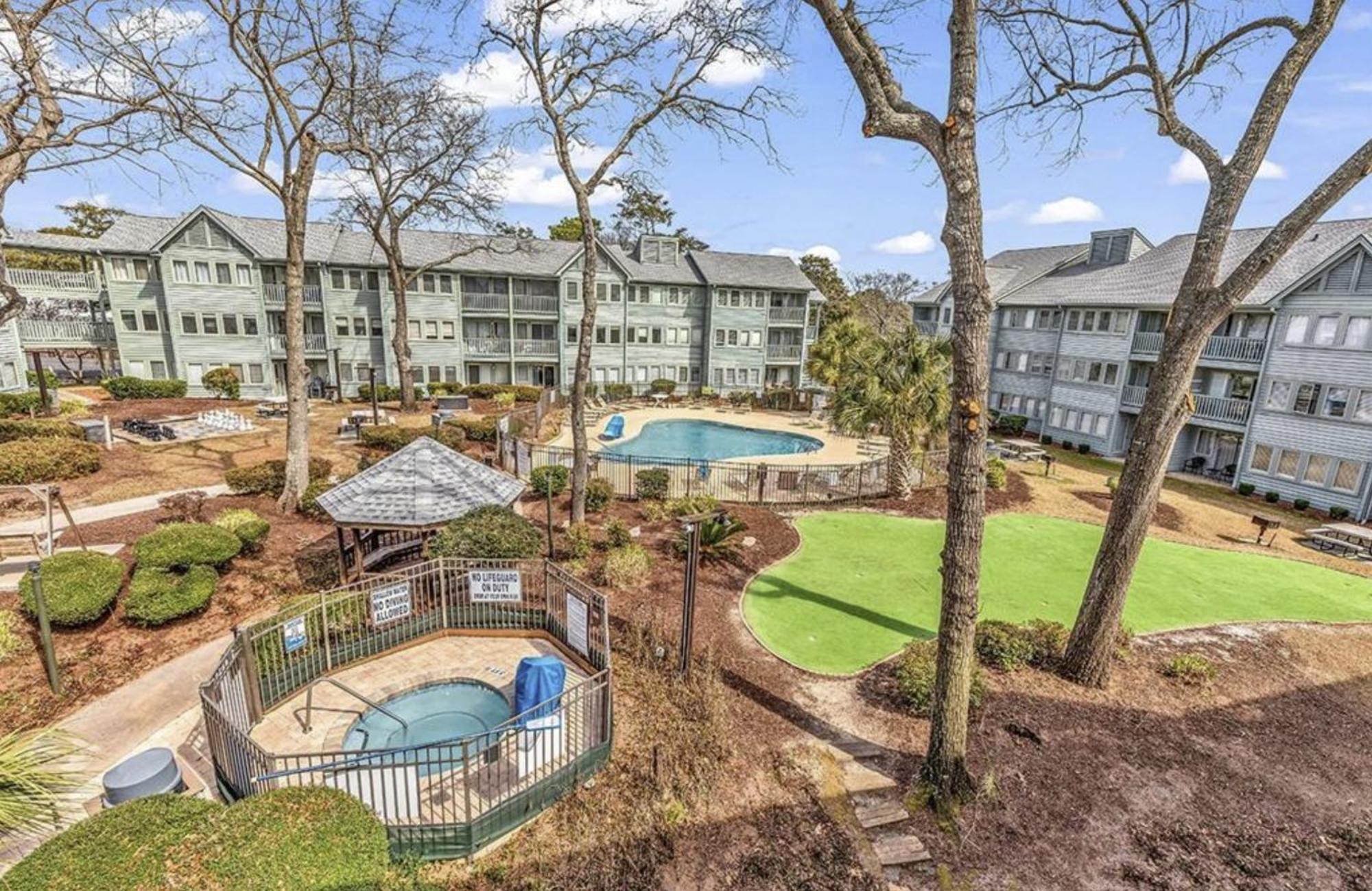 Beachy First-floor -1 Bed 1 Bath - Myrtle 4102 Myrtle Beach