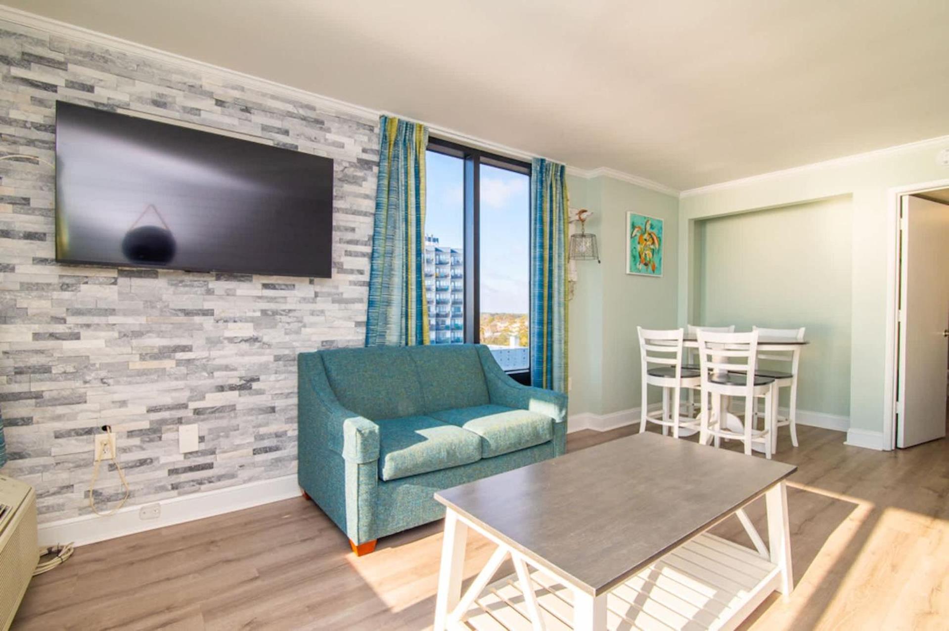 Holiday home Modern Pet Friendly Oceanfront Myrtle Beach