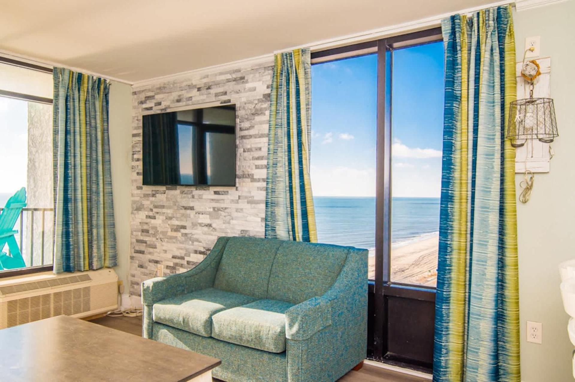 Modern Pet Friendly Oceanfront