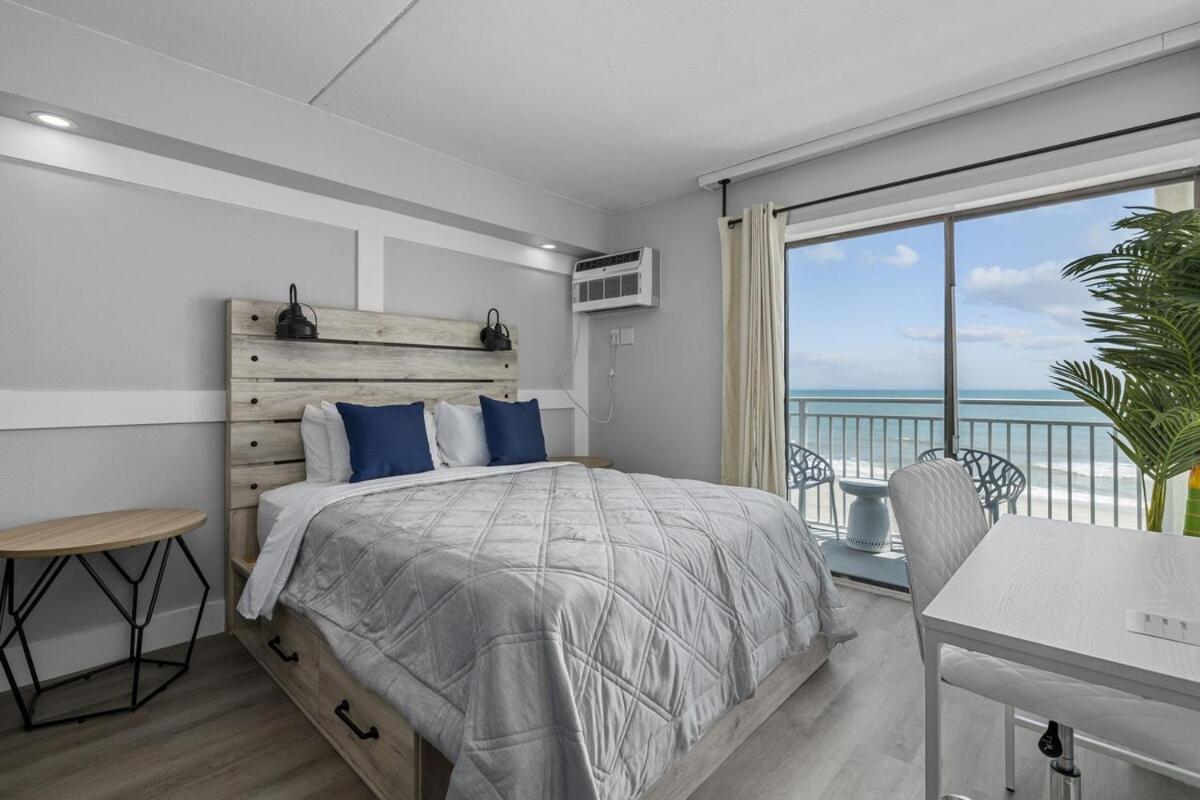 Apartment Beachfront With Smart Tv & 12 Pm Check-in Myrtle Beach