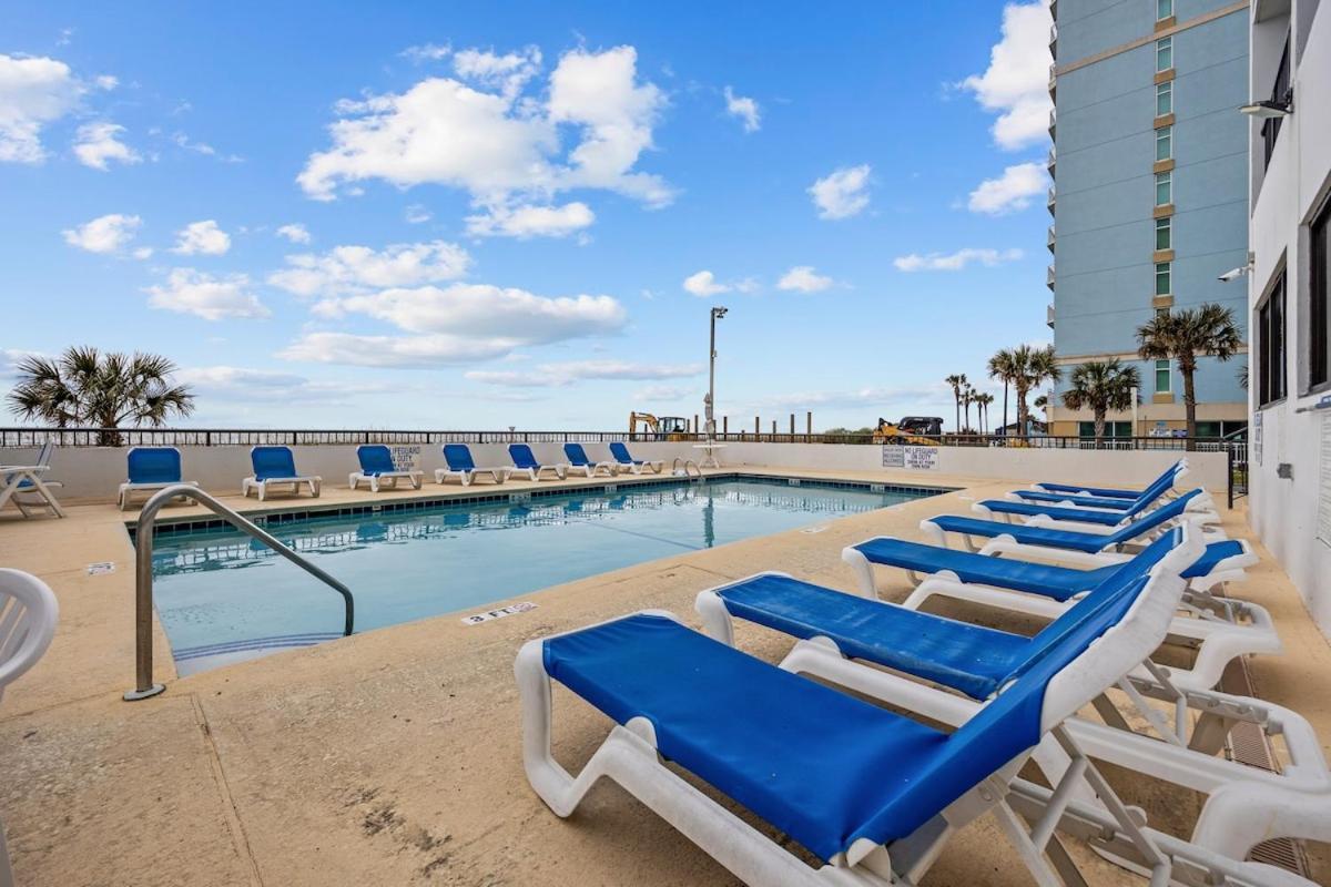 Apartment Oceanfront 1br At Sands, Stunning Views! Myrtle Beach