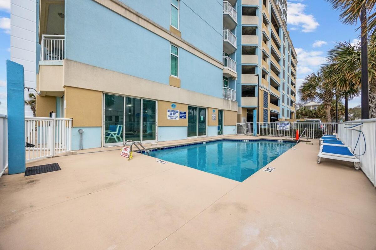 Oceanfront 1br At Sands, Stunning Views! Apartment *