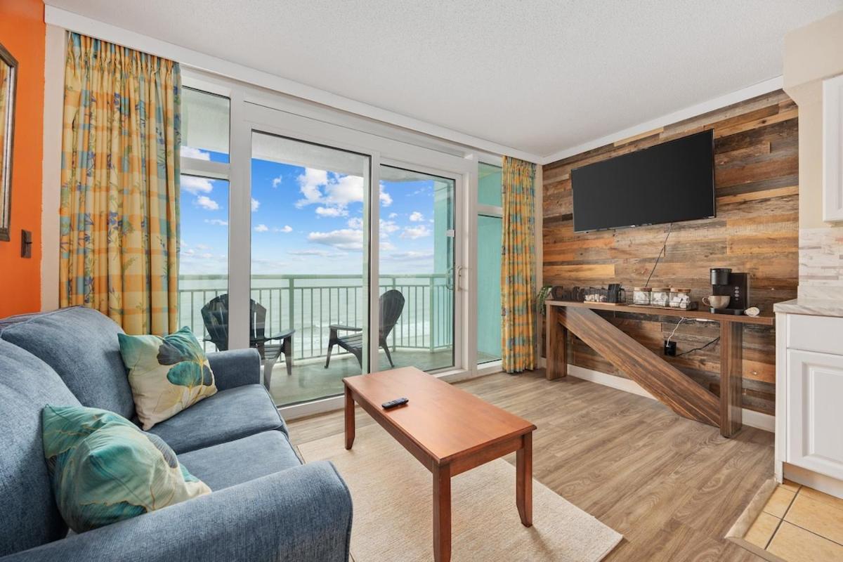 Apartment Oceanfront 1br At Sands, Stunning Views!