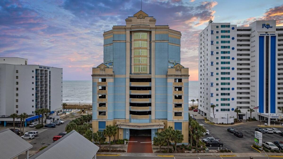 Oceanfront 1br At Sands, Stunning Views! Apartment *