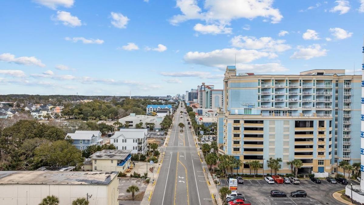 Apartment Oceanfront 1br At Sands, Stunning Views!