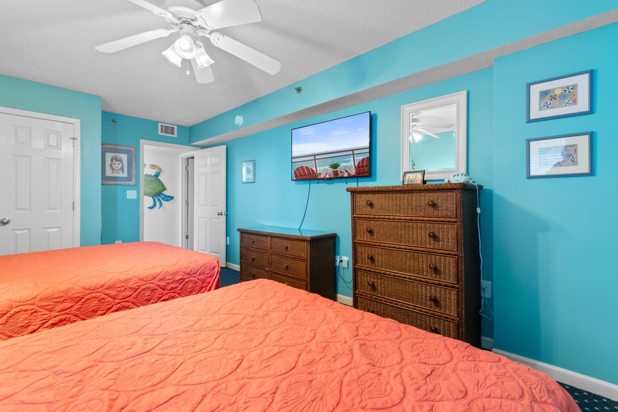 Oceanfront Views W 7 Beds Pools Lazy River Gym *
