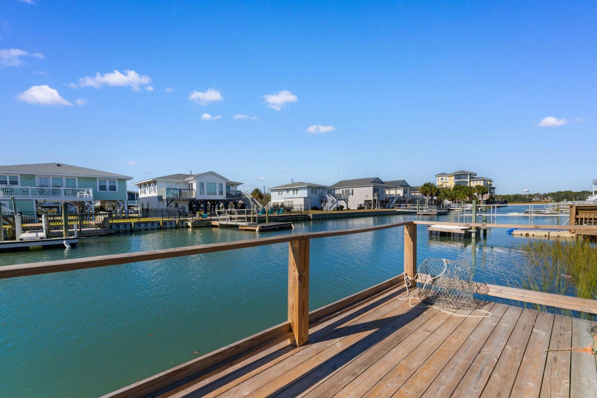 Waterview Channel Home- 7 Beds Dock Outdoor Bar Myrtle Beach