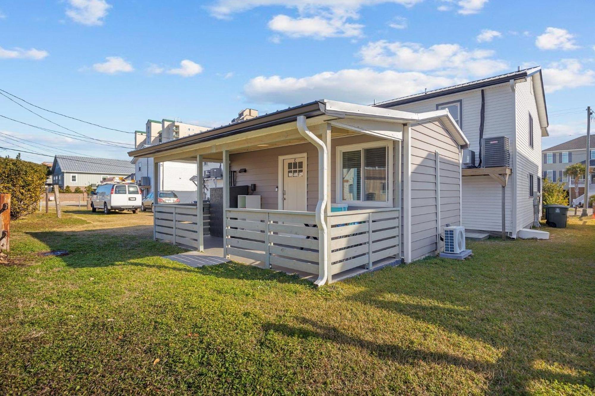 Holiday home Elvi's Beachside Trio *