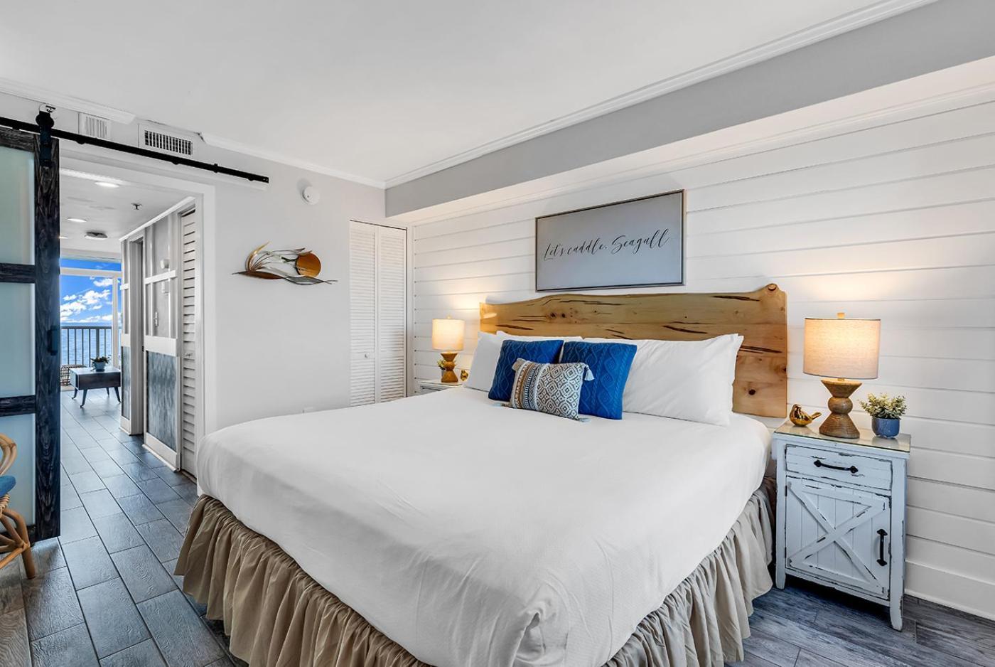 Oceanfront Heated Indoor Pool Hot Tub King Bed Aparthotel
