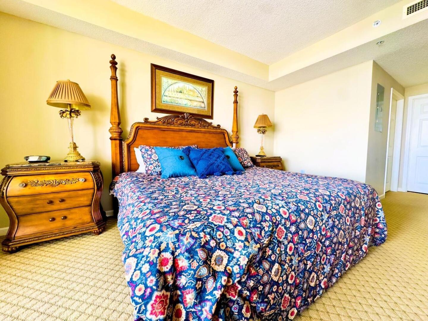Barefoot N Tower 903 Myrtle Beach