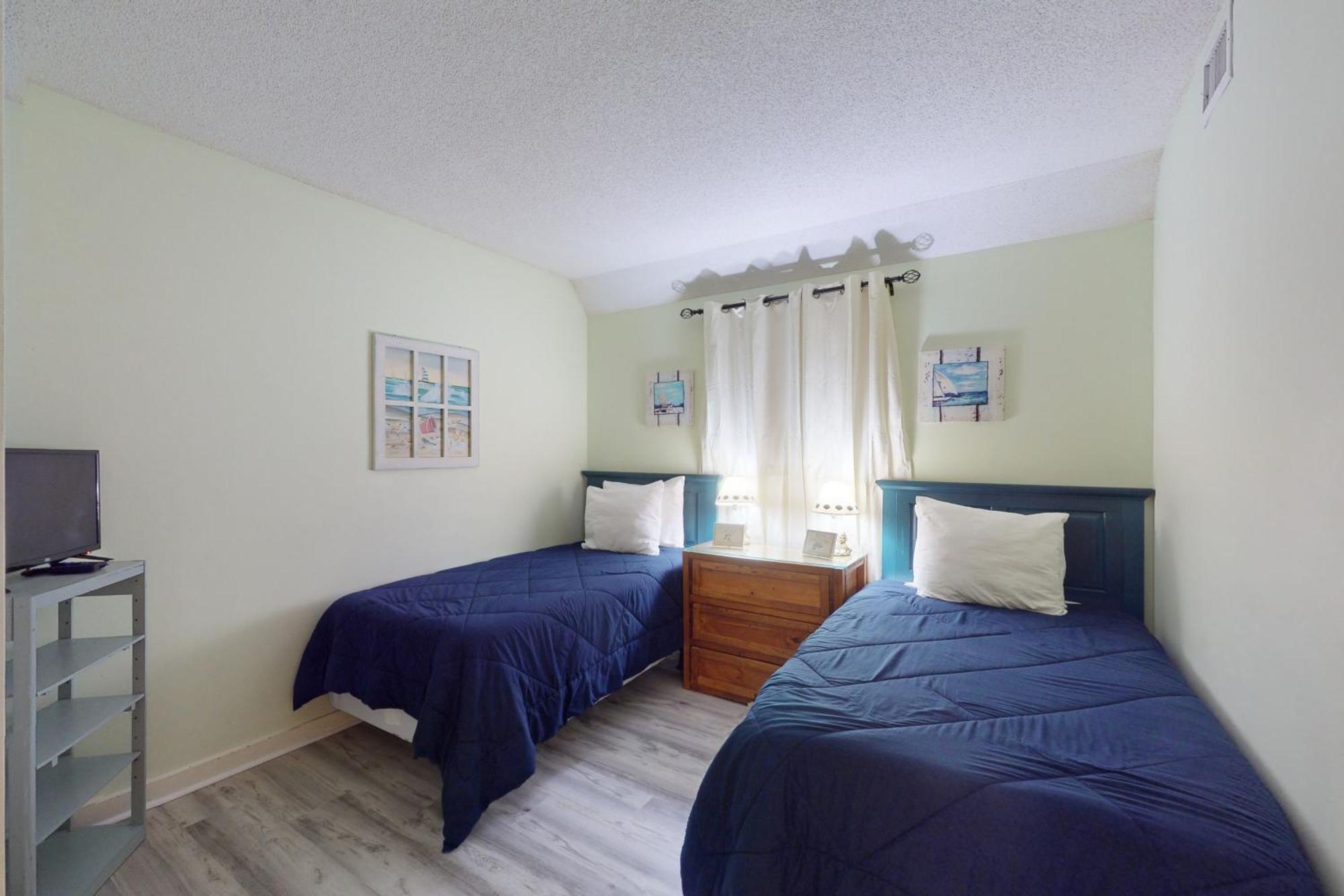 Apartment The Golden Sailboat #b-139 *