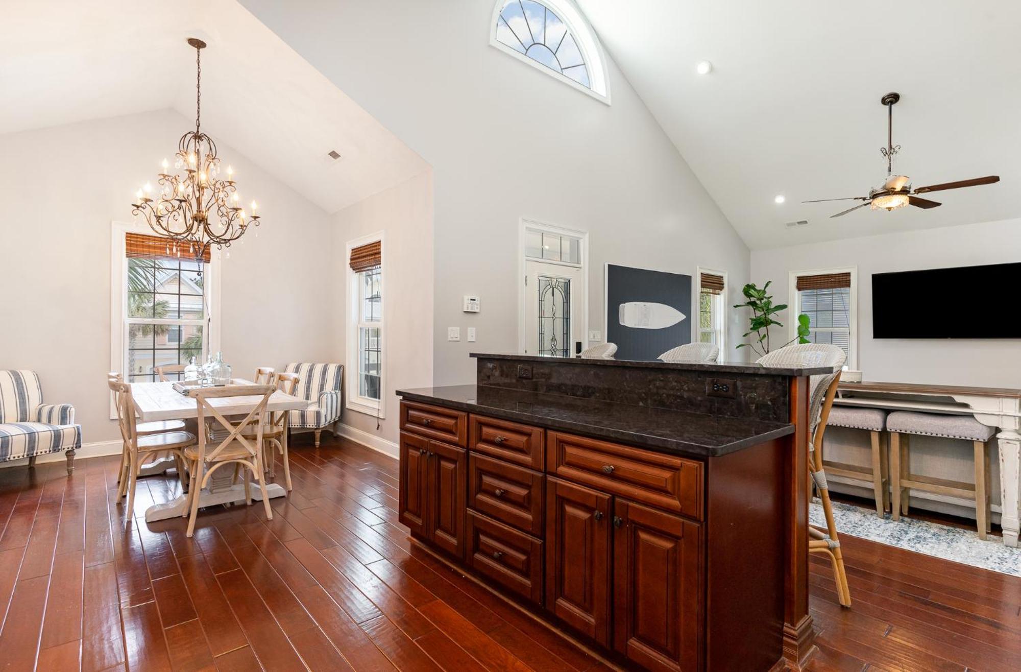 Beautiful Surfside 5br 4.5 Ba House With Private Pool Holiday home