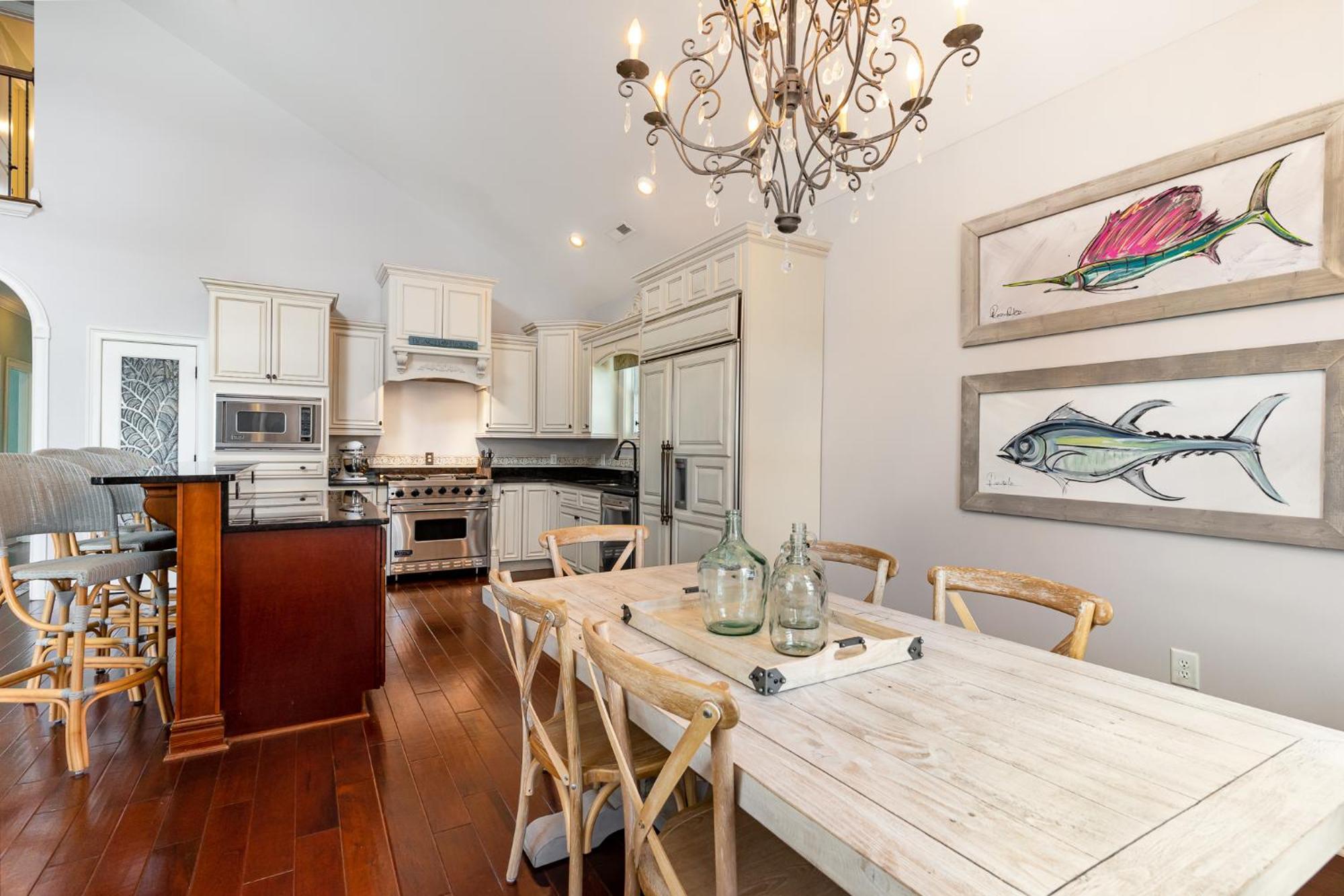 Beautiful Surfside 5br 4.5 Ba House With Private Pool *