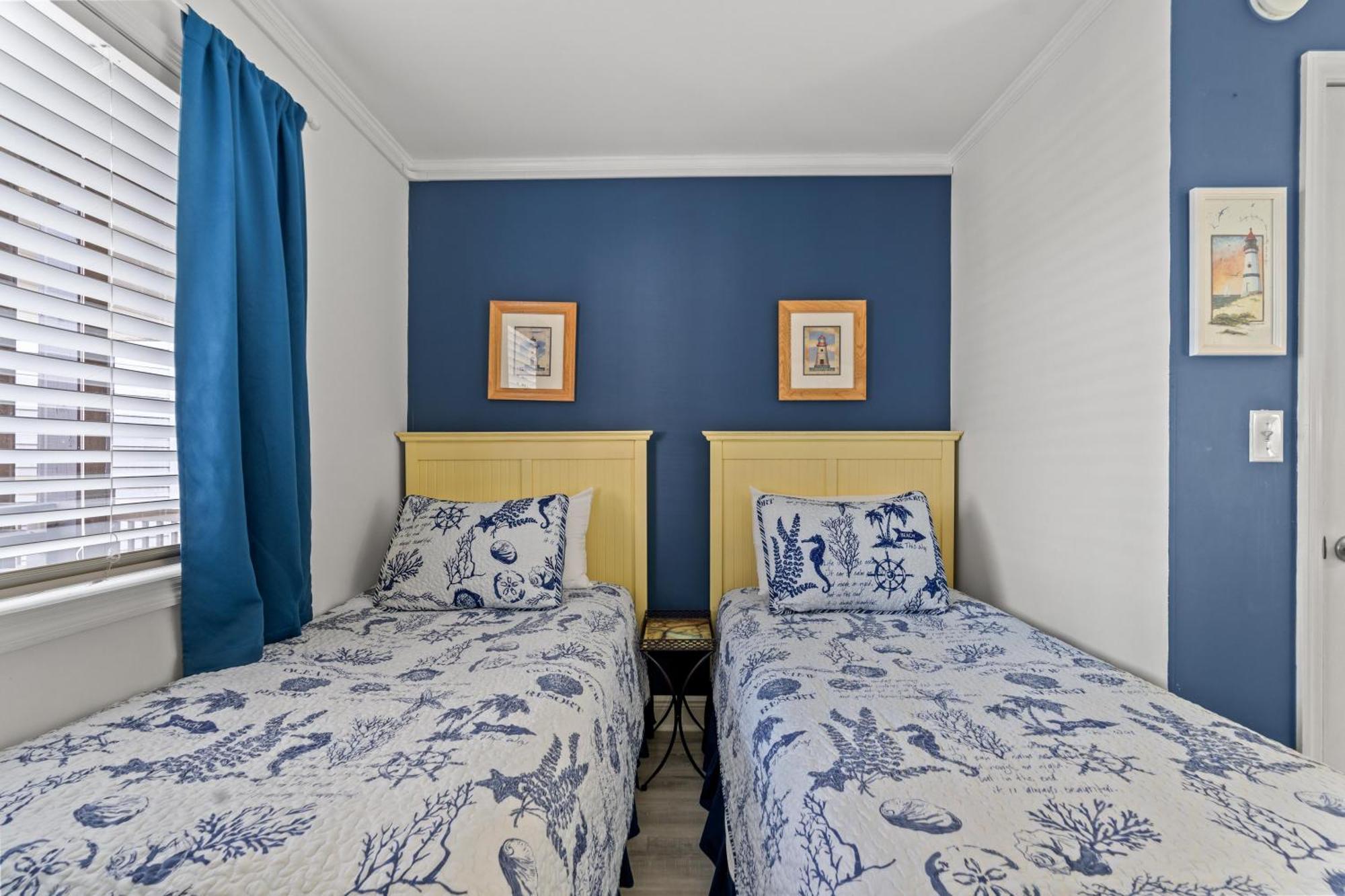 Tilghman & Racquet Club 225-oceanfront-ocean Drive Section *
