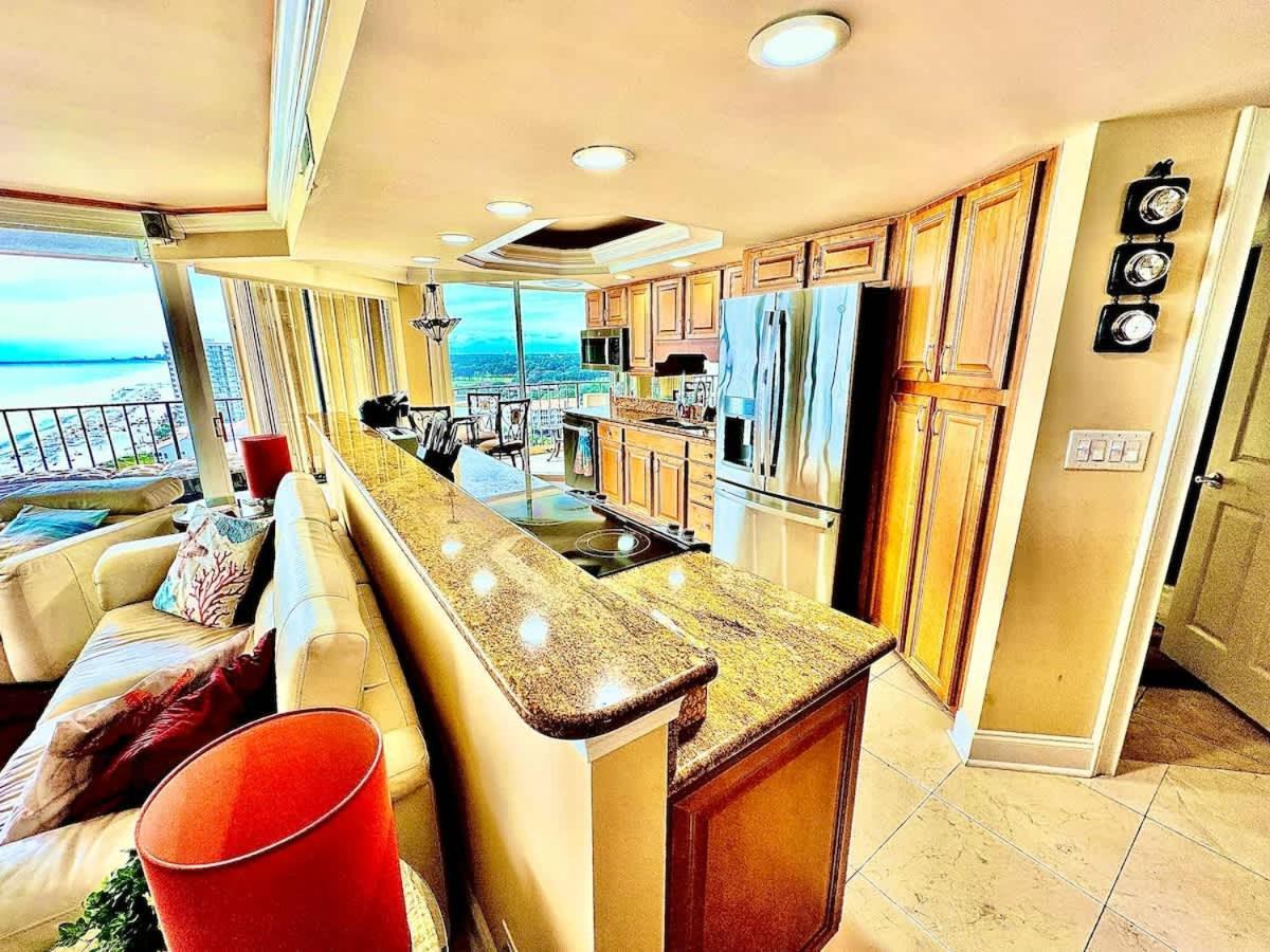 Lux Oceanfront On 14th Flr & Amenities * Myrtle Beach