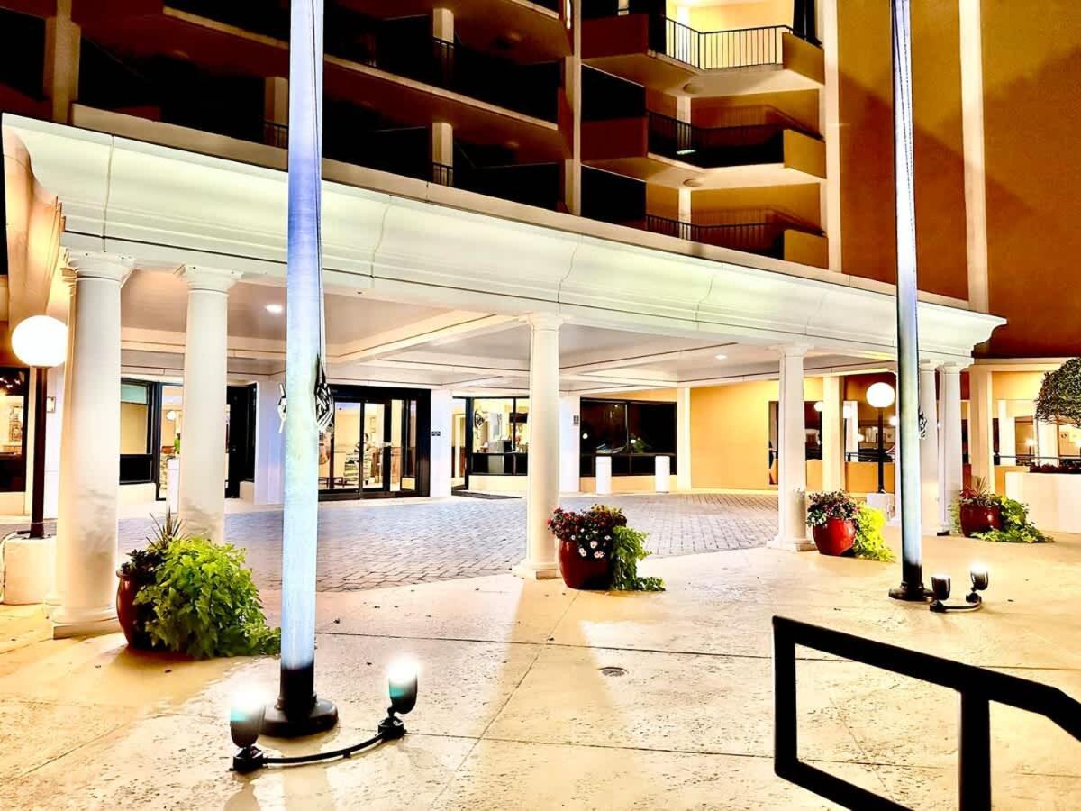 Lux Oceanfront On 14th Flr & Amenities