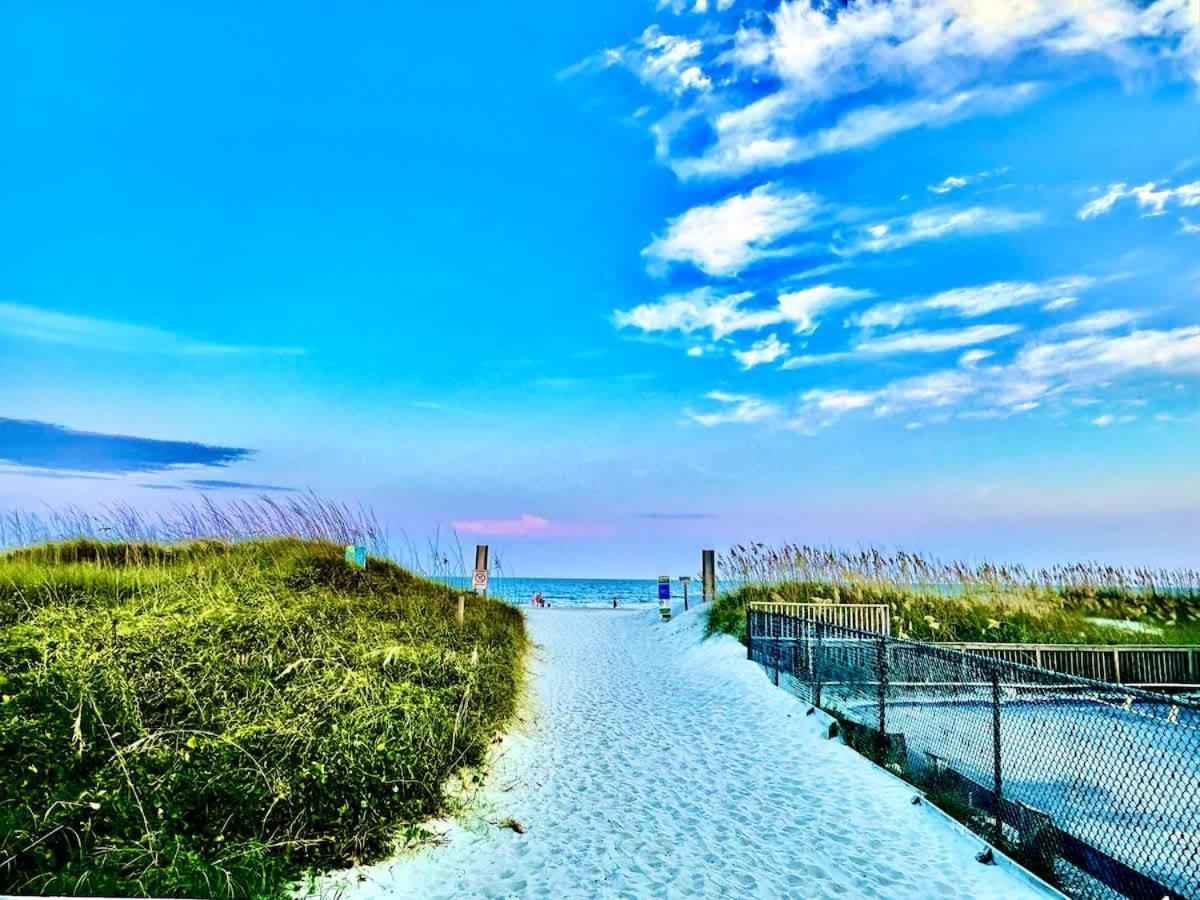 Holiday home Lux Oceanfront On 14th Flr & Amenities *