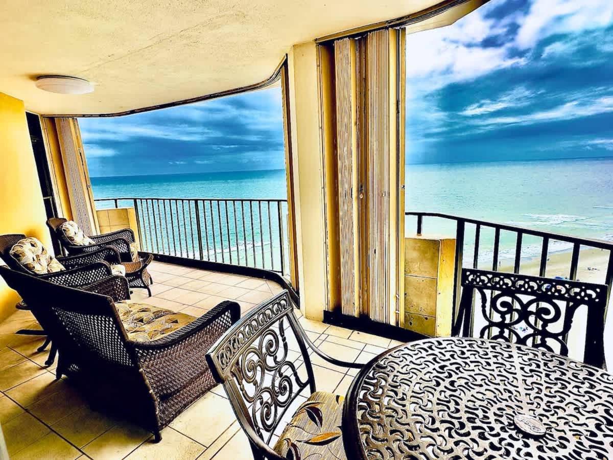 Holiday home Lux Oceanfront On 14th Flr & Amenities