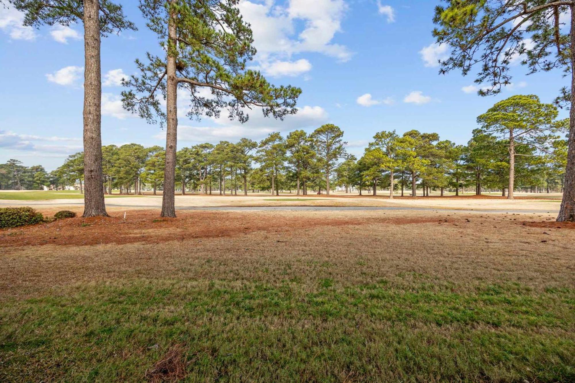 Golf Relax Repeat 1br Myrtlewood Holiday home