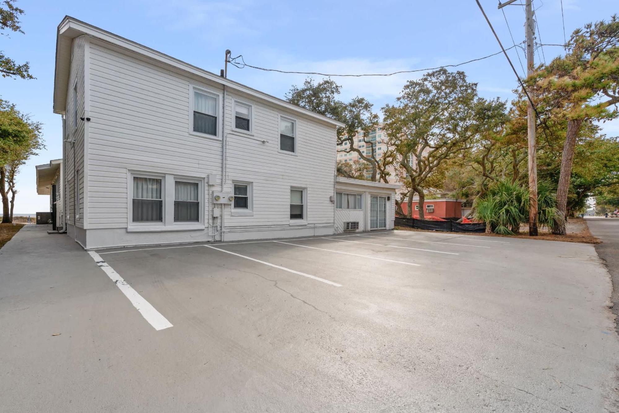 2br1ba Sleeps 6 Pet-friendly Walk To Ocean *