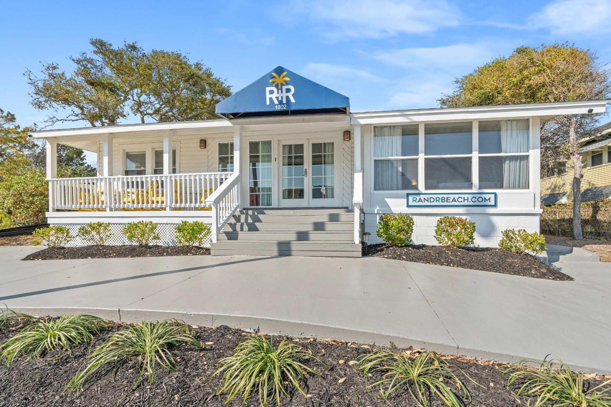 2br1ba Sleeps 6 Pet-friendly Walk To Ocean Apartment Myrtle Beach