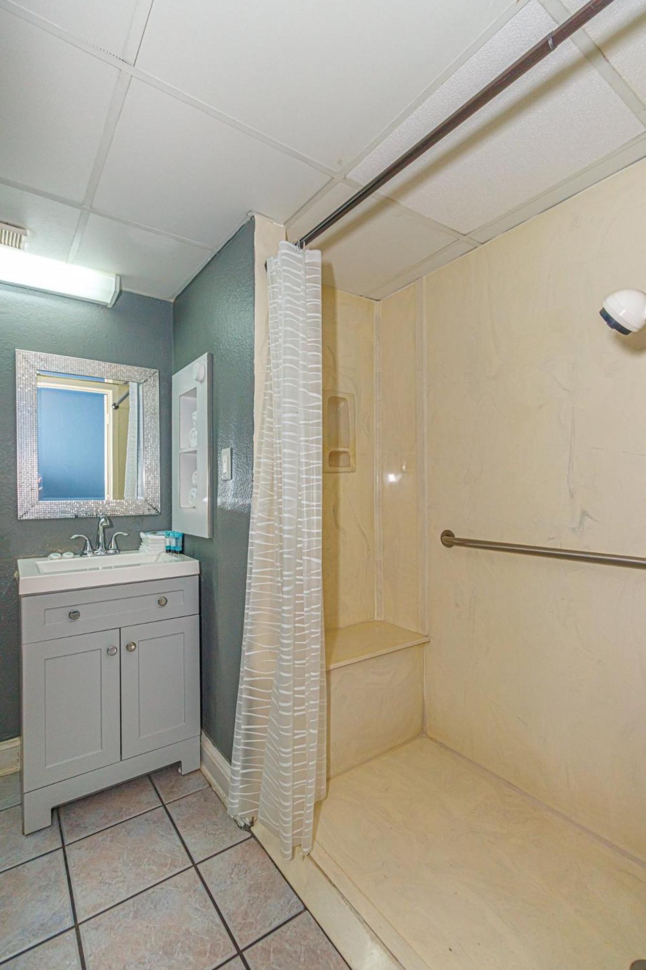 Updated With Stunning Ocean Views-sea Mist 51102