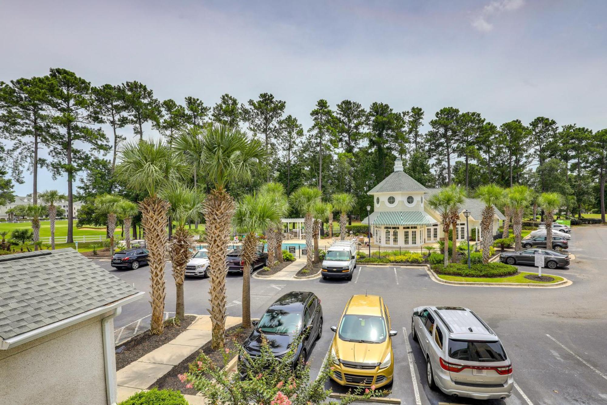Apartment Myrtle Golf Retreat With Balcony And Pool *
