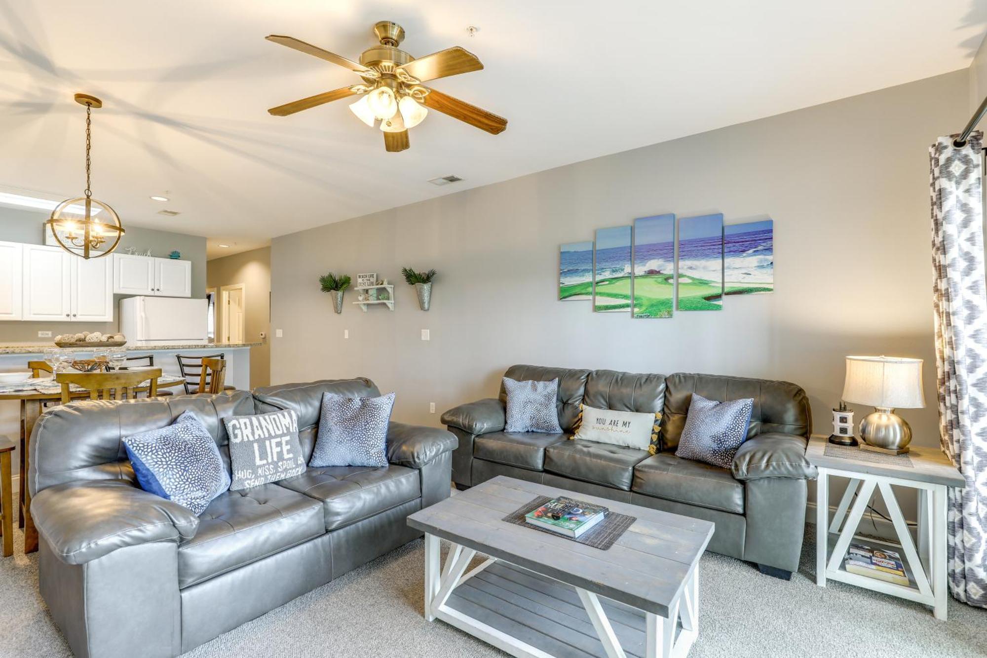 Myrtle Golf Retreat With Balcony And Pool Apartment