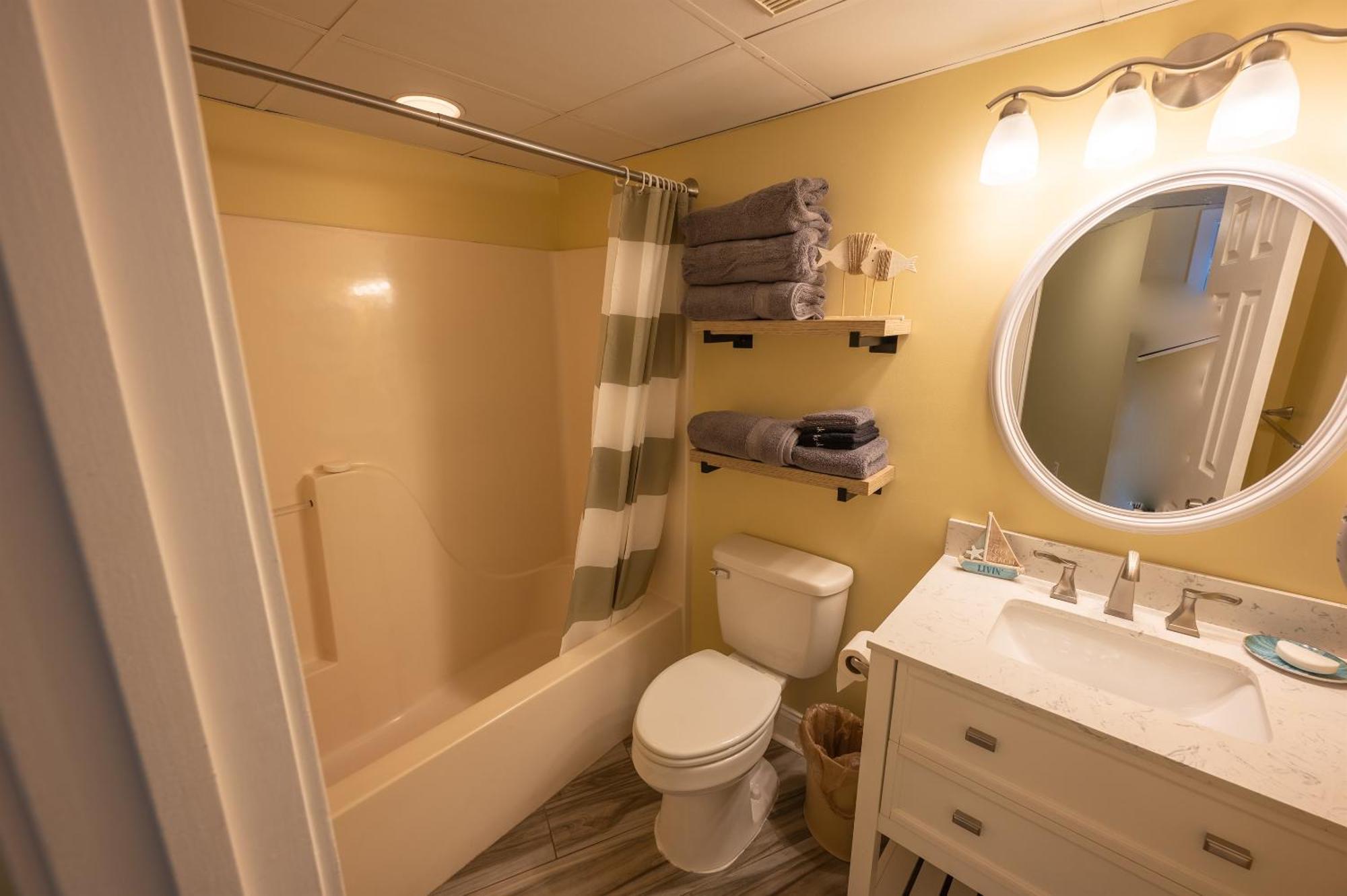 Holiday home Updated Oceanview 2 Bedroom At Dunes! 2951 Myrtle Beach