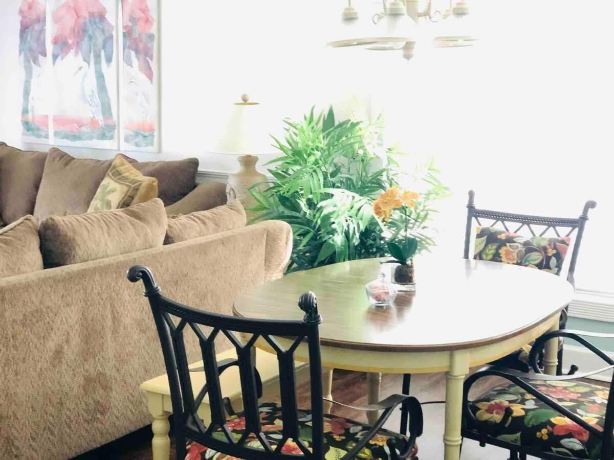 Quiet Comfortable And Cozy Vacational Myrtle Beach