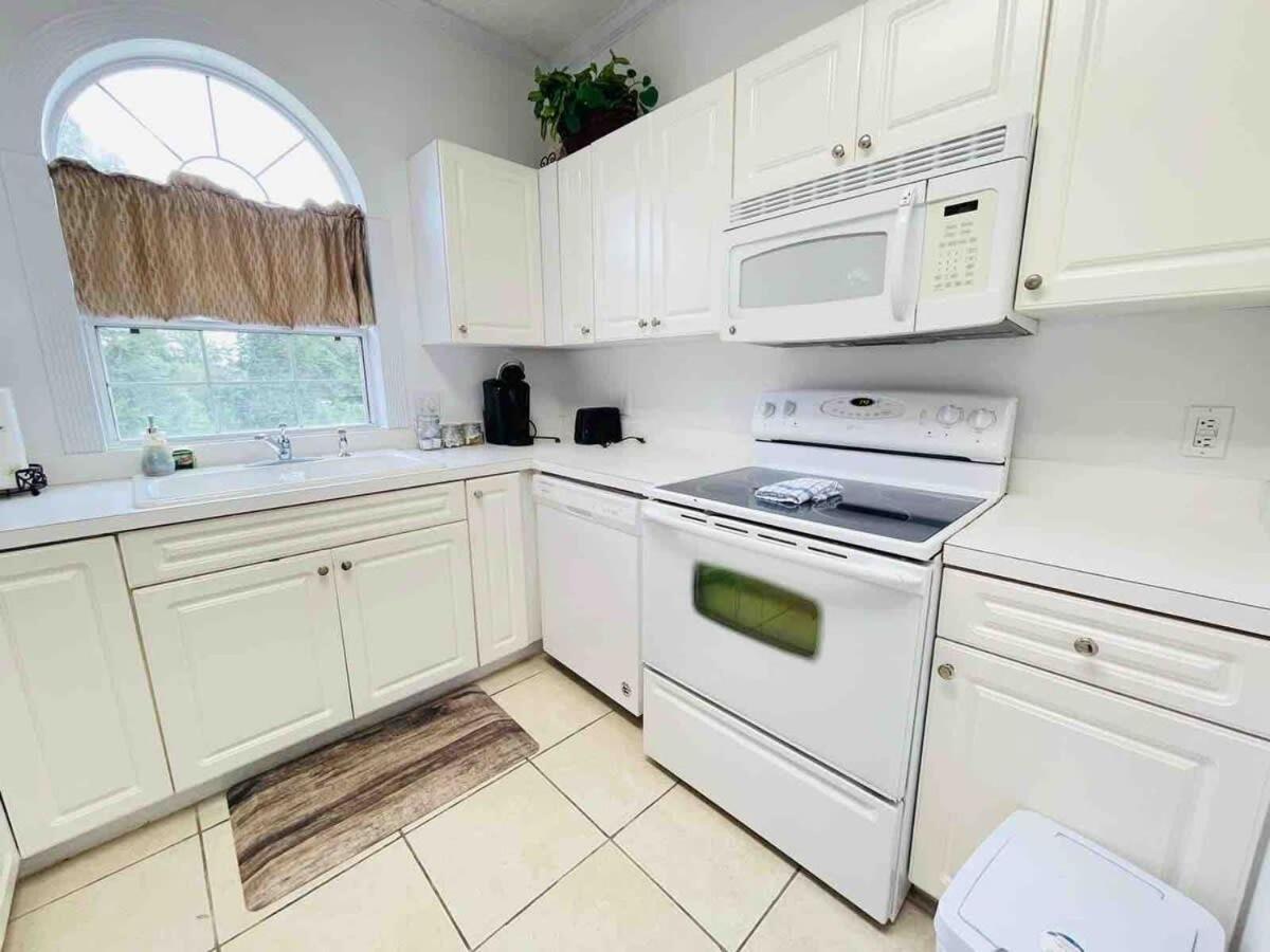 Vacational Stylish At Magnolia Place Mb Holiday home *