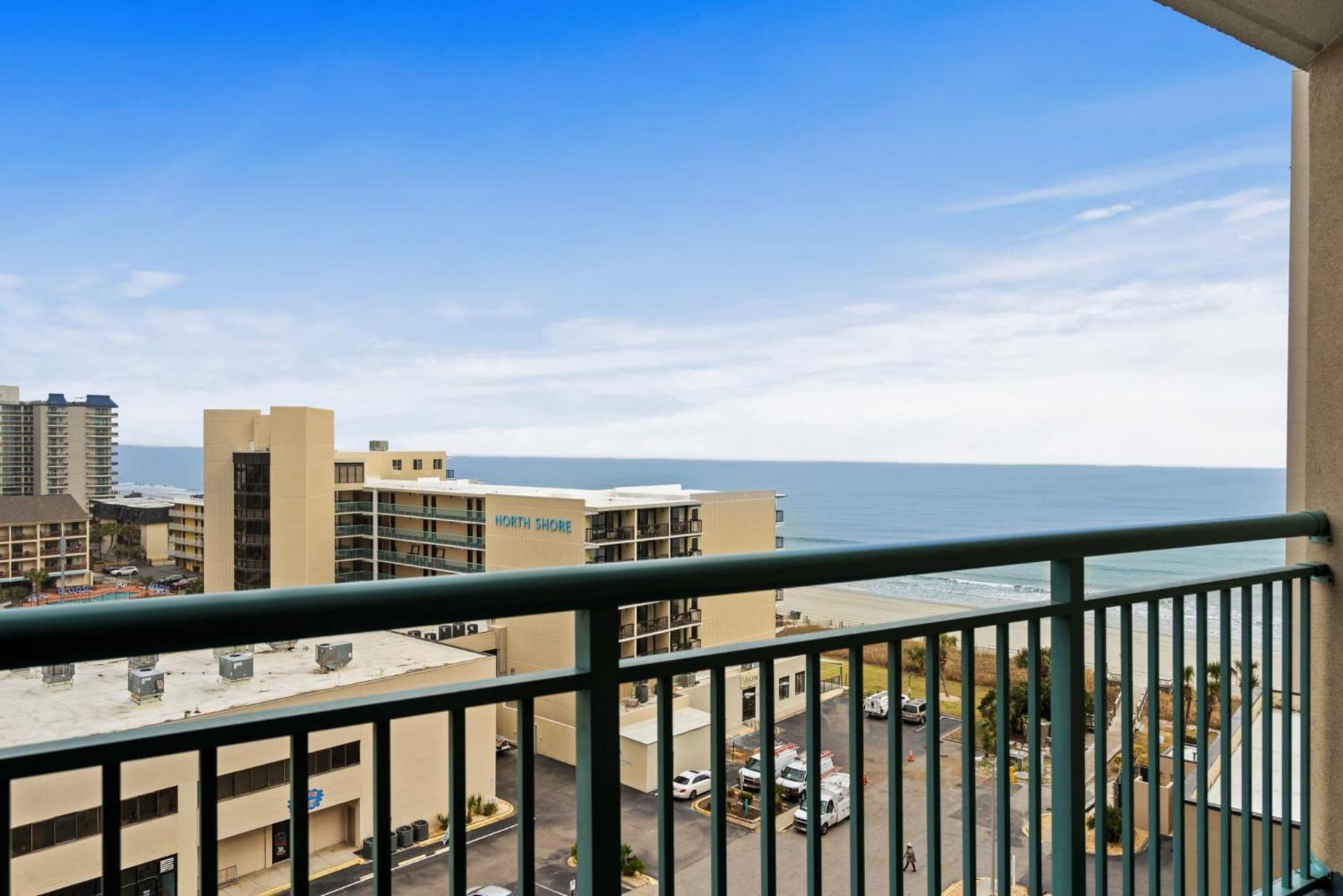 Dunes 806 - Ocean View Holiday home *