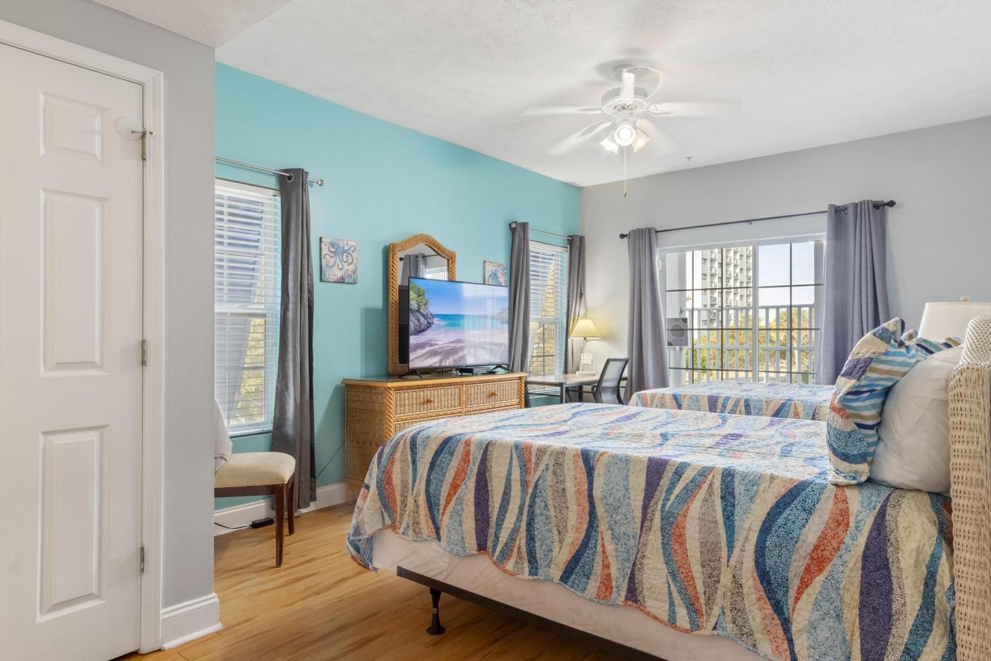 Villa Mv105b Myrtle 4br/3b Across From The Game *