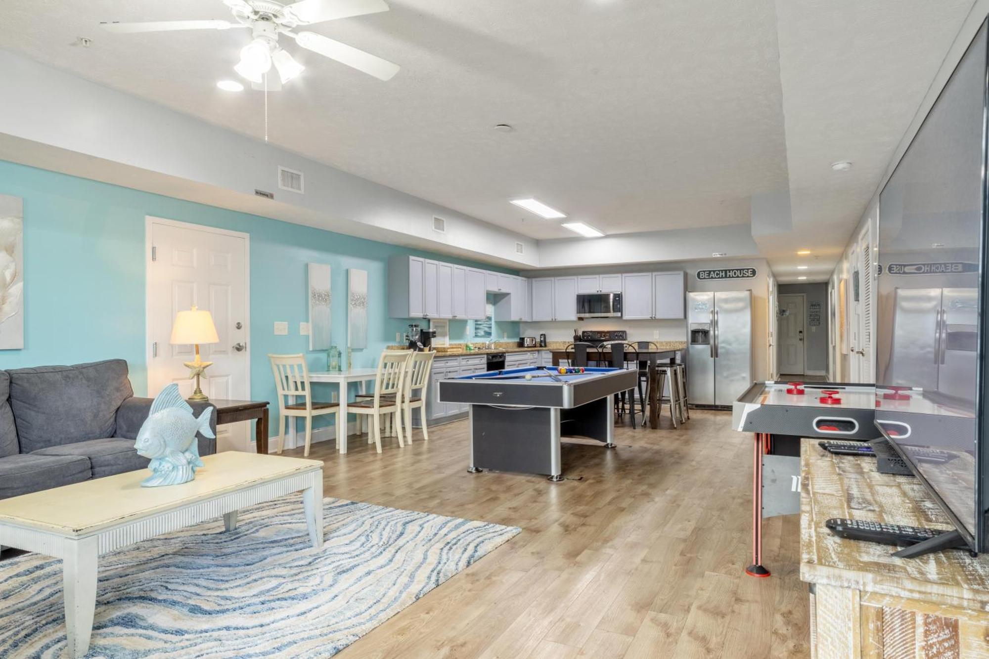 Mv105b Myrtle 4br/3b Across From The Game Myrtle Beach
