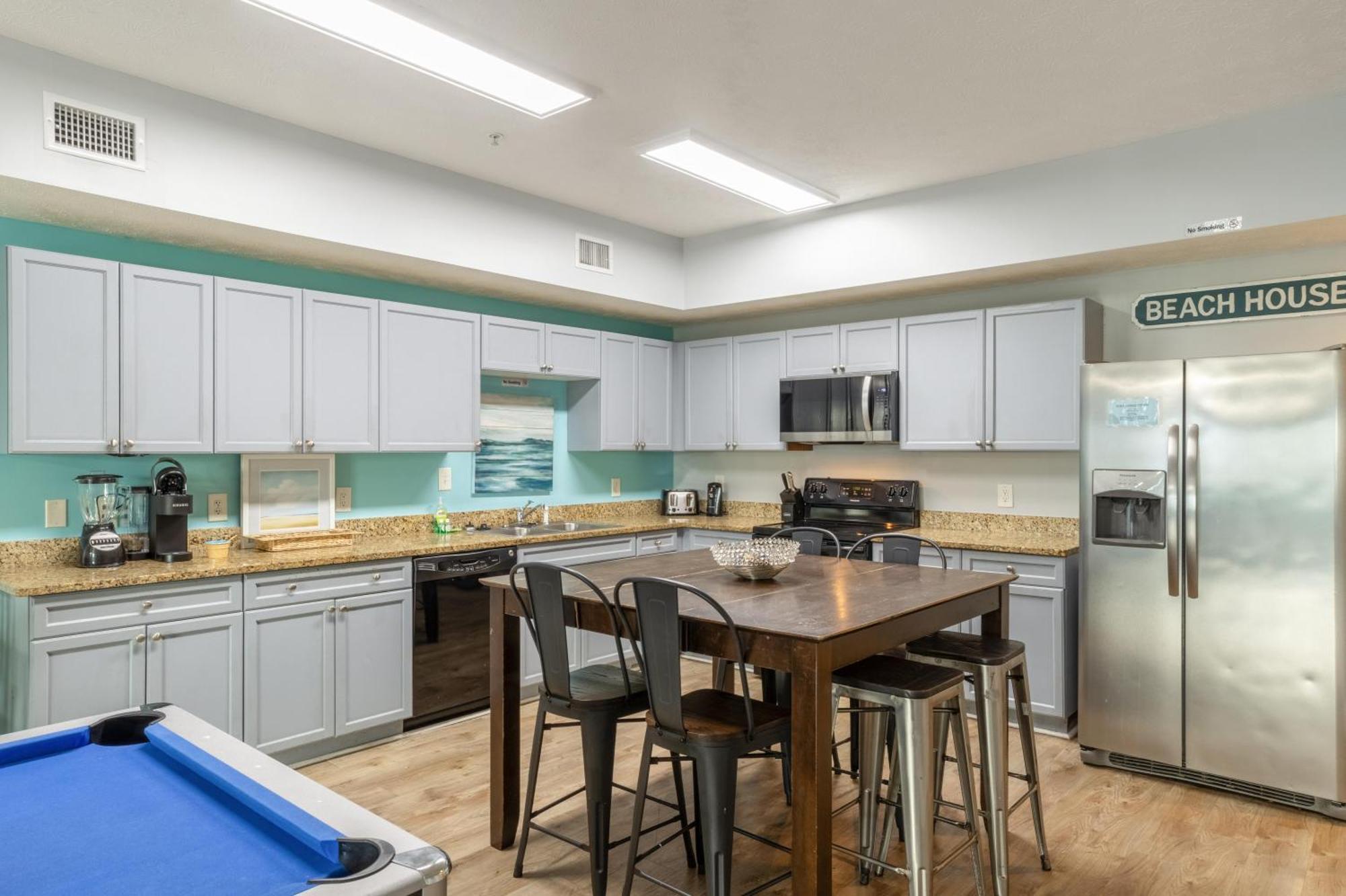 Mv105b Myrtle 4br/3b Across From The Game Villa *