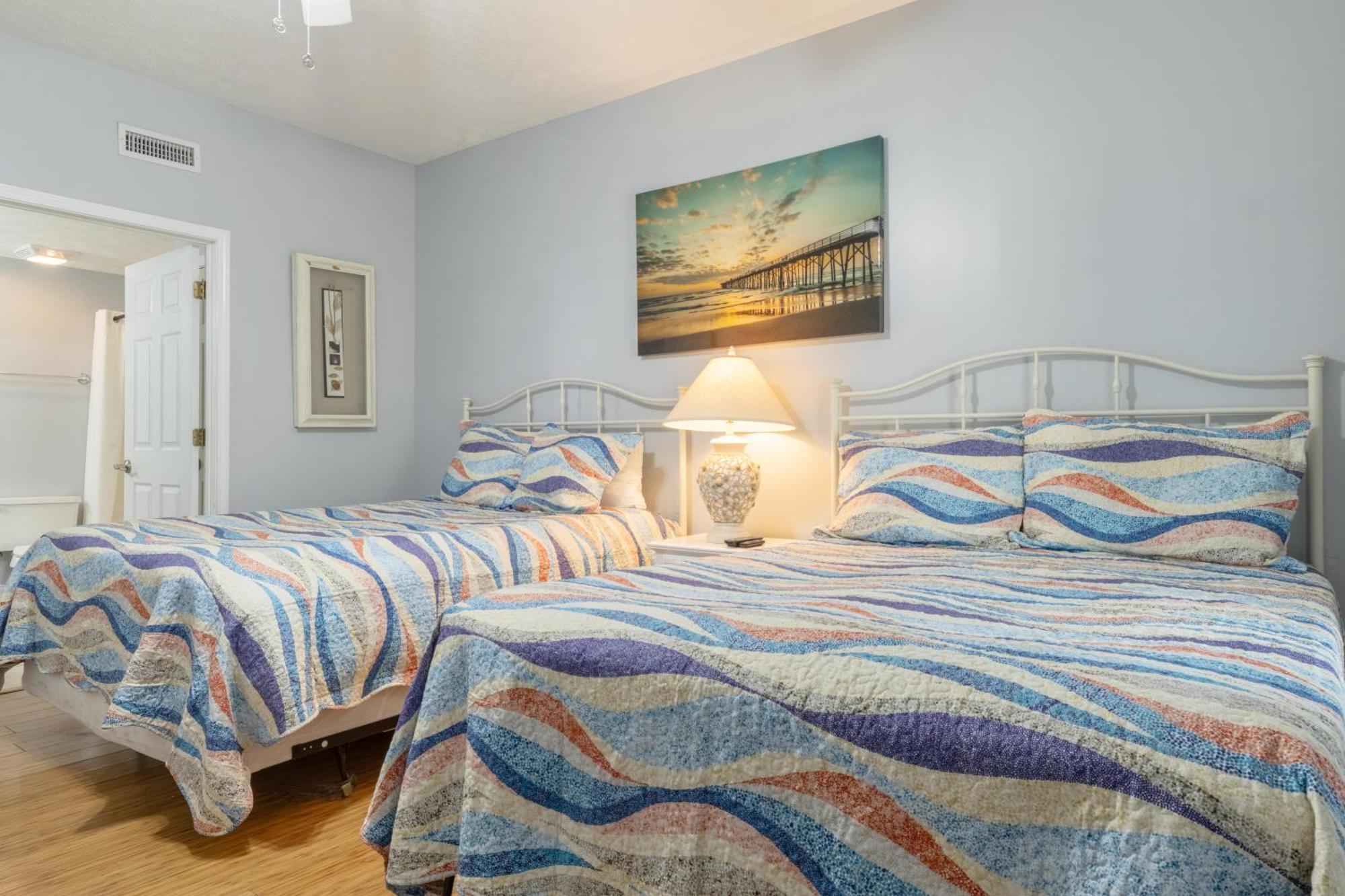 Mv105b Myrtle 4br/3b Across From The Game Villa