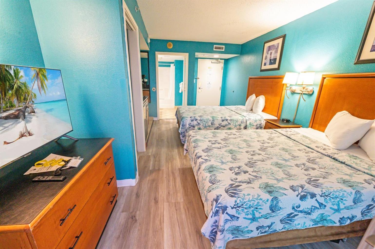 Oceanfront,heated Pools,boardwalk, Location,views! *